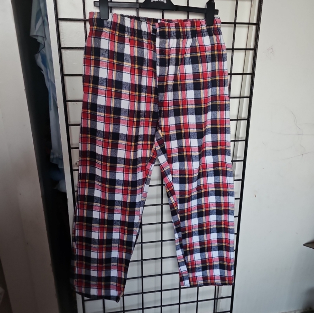 RESA Red and Black Plaid Men's Joggers